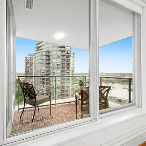 Water View In Downtown Vancouver